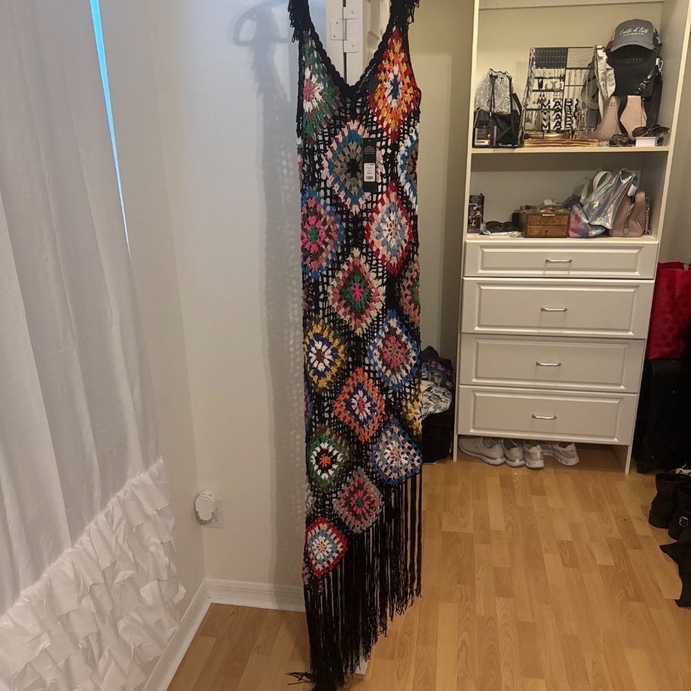 Dress - Picture 2 of 3